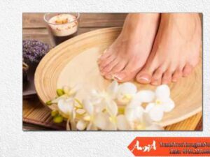 Tranh treo tường Spa đôi chân đẹp ngâm nước hoa AmiA 2903282024