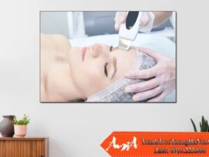 Tranh treo tường Spa làm đẹp da mặt AmiA 2804272024