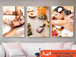 Tranh treo tường trang trí Spa 3 tấm hình ảnh cô gái massage đẹp Amia 1704112024